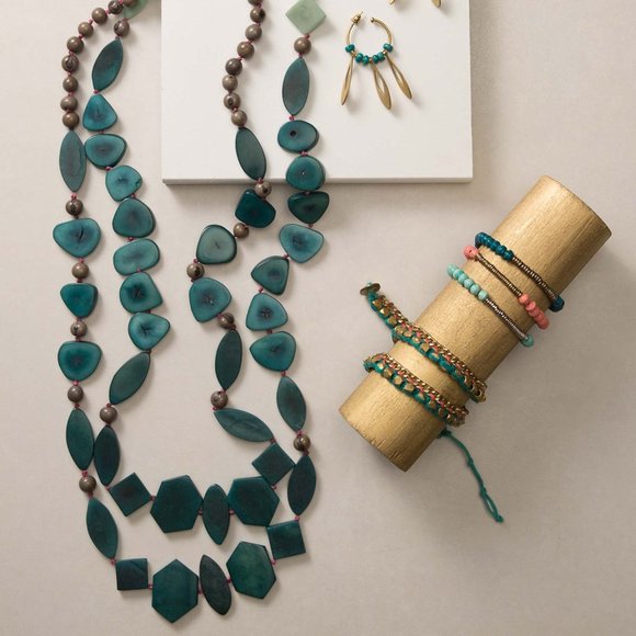 Noonday Collection Skyward Tagua Necklace - Picture 1 of 4